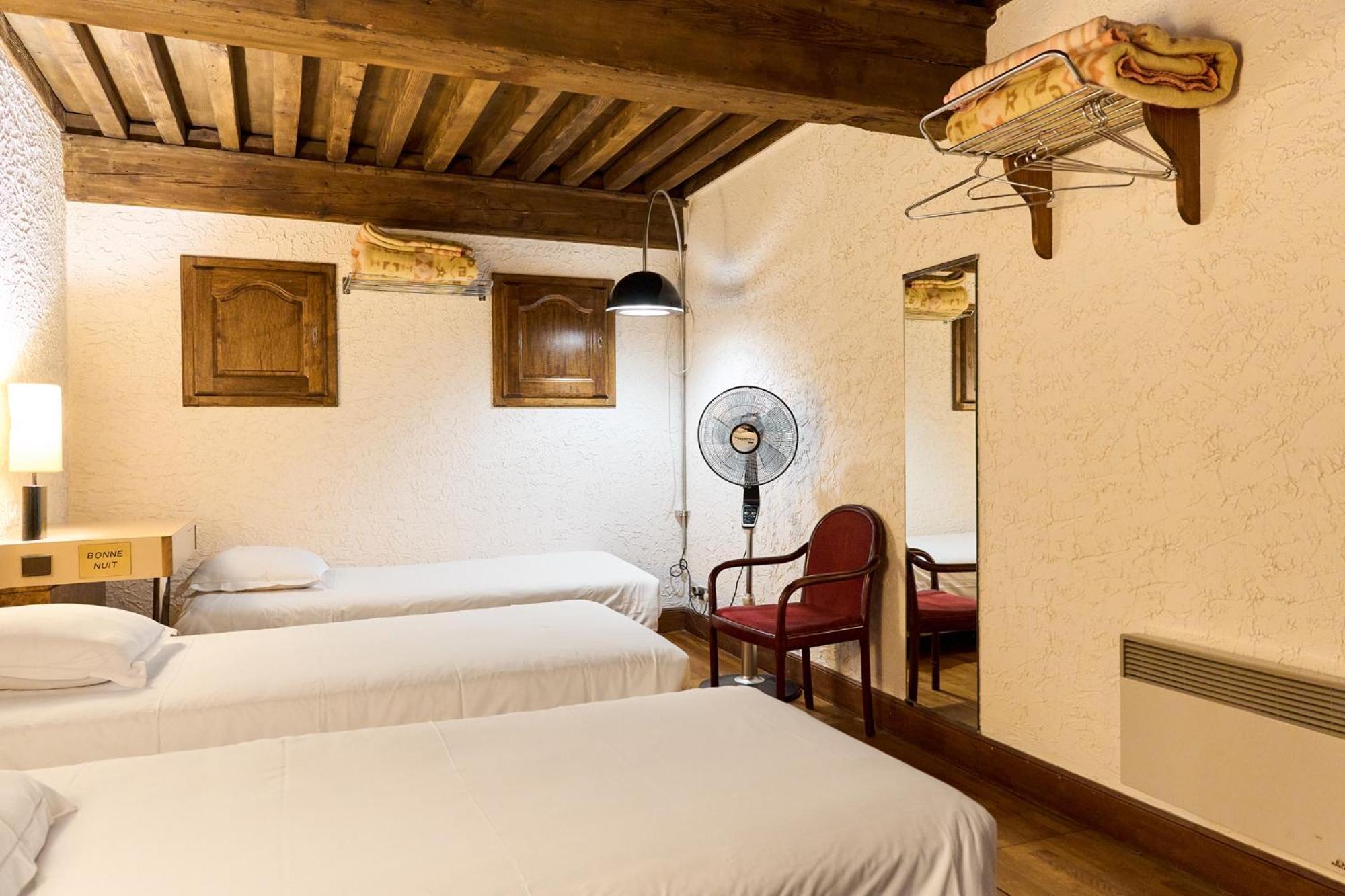 Aux Prisons De Montagny Bed & Breakfast Exterior photo